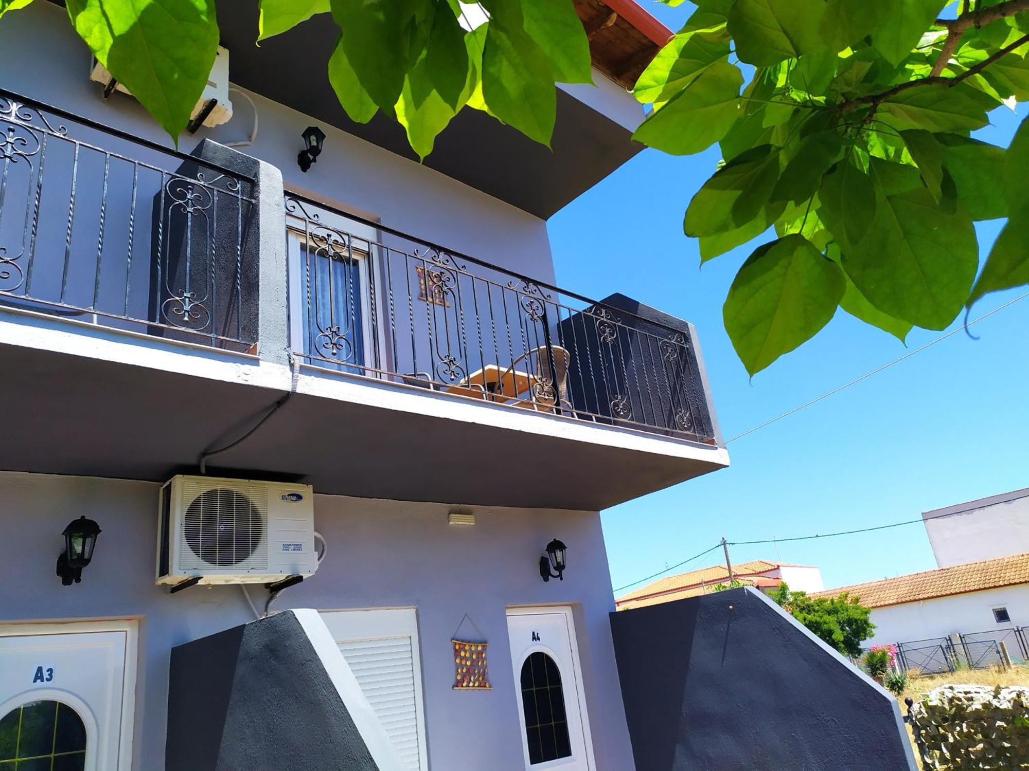 Noufara Apartments Néa Meságkala 객실 사진