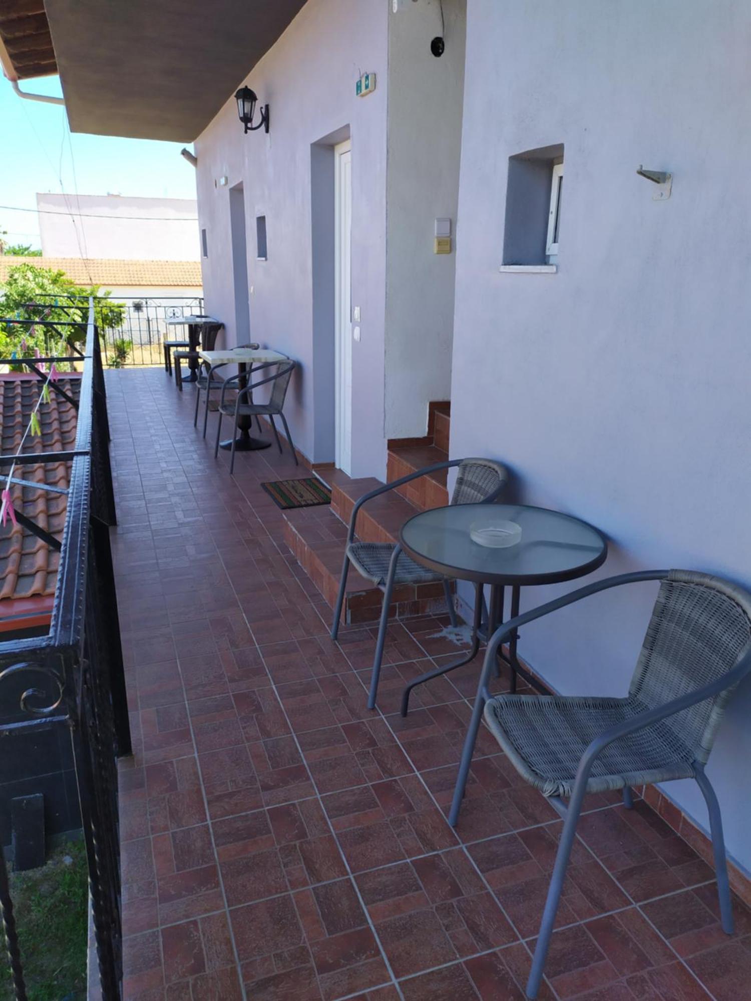 Noufara Apartments Néa Meságkala 객실 사진